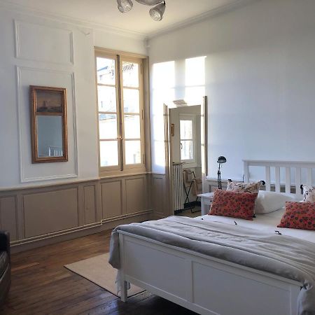 Beautifully Renovated Rooms On Place New York Angoulême Eksteriør bilde