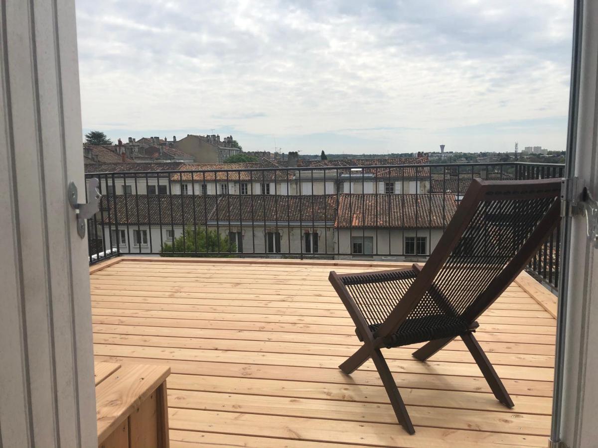 Beautifully Renovated Rooms On Place New York Angoulême Eksteriør bilde