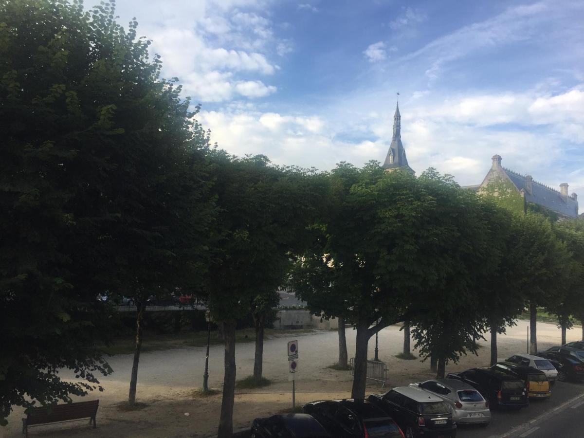 Beautifully Renovated Rooms On Place New York Angoulême Eksteriør bilde